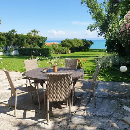 Prázdninový dům Lily's House-seafront In Hanioti, Halkidiki