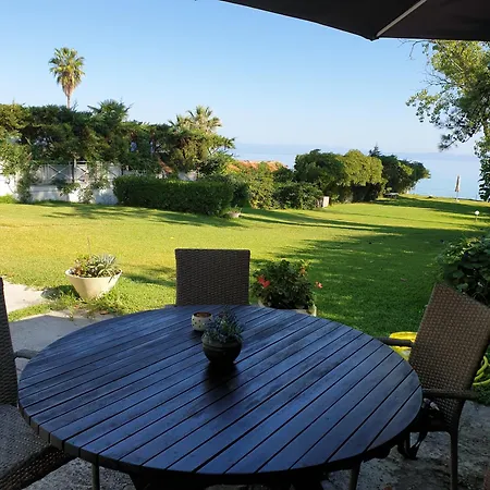 Lily's House-seafront In Hanioti, Halkidiki * Chanioti