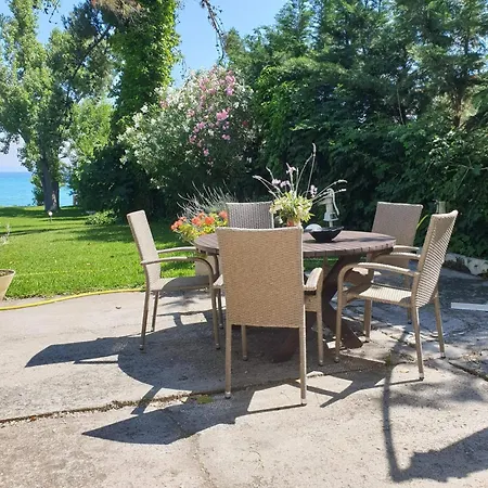 Lily's House-seafront In Hanioti, Halkidiki Prázdninový dům *