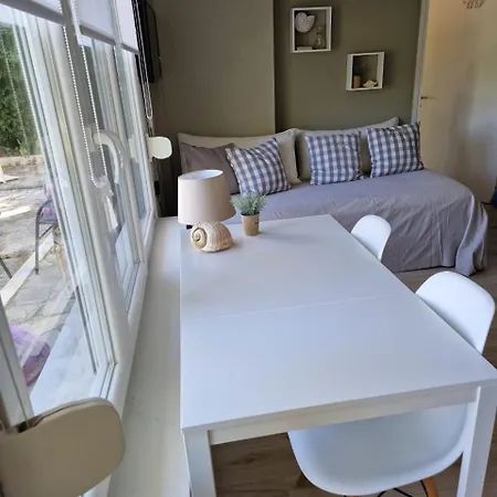 Lily's House-seafront In Hanioti, Halkidiki *