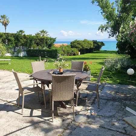 Lily's House-seafront In Hanioti, Halkidiki هانيوتي