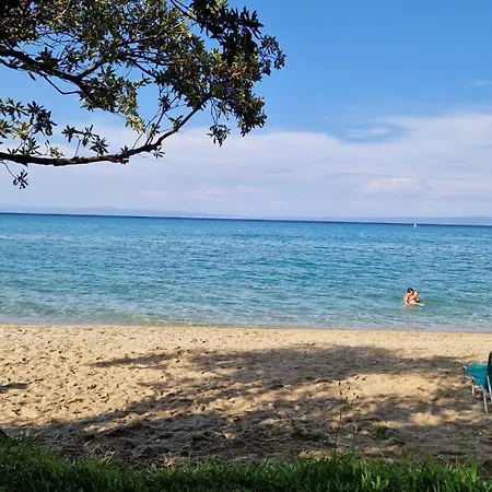 Lily's House-seafront In Hanioti, Halkidiki