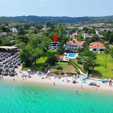 Lily's House-seafront In Hanioti, Halkidiki * Chanioti