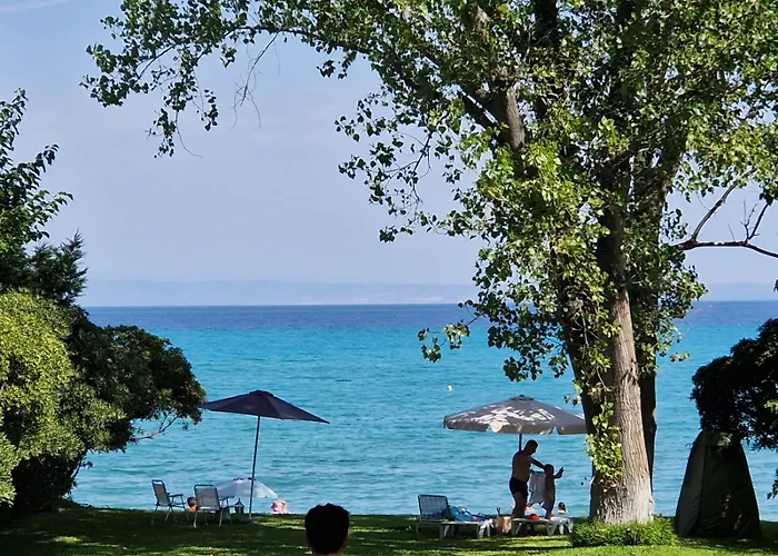 Lily's House-seafront In Hanioti, Halkidiki Case de vacanță Hanioti