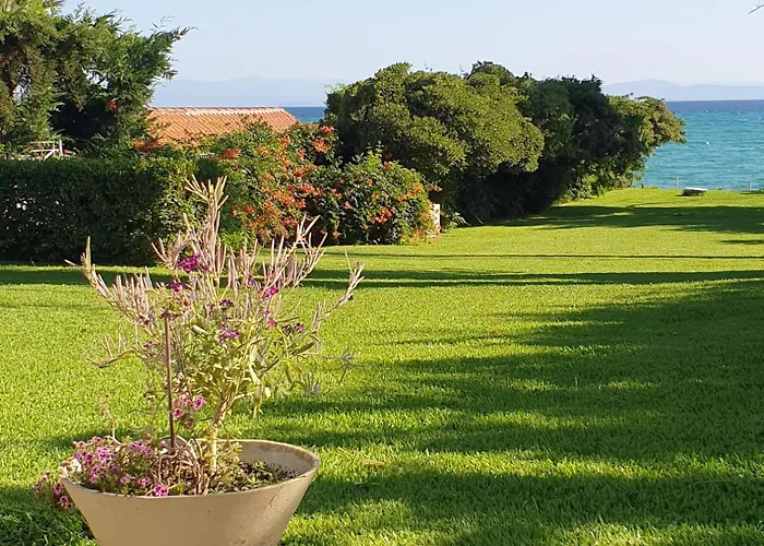 Lily's House-seafront In Hanioti, Halkidiki * Hanioti