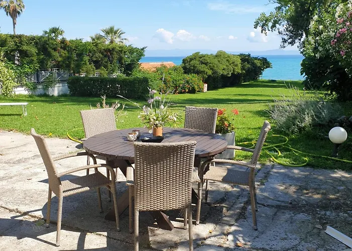 Lily's House-seafront In Hanioti, Halkidiki Hanioti