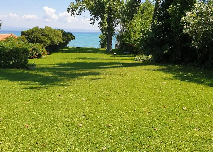 Lily's House-seafront In Hanioti, Halkidiki Hanioti